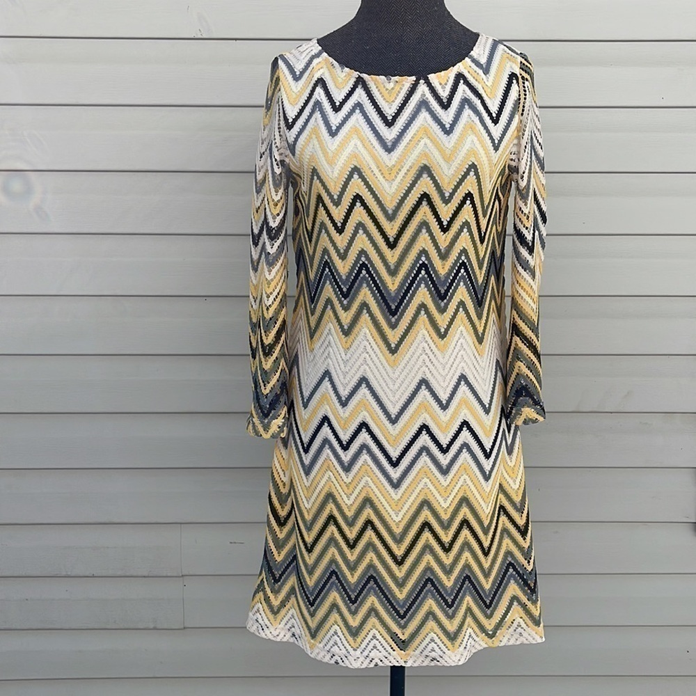 Sharagano Dress lightweight knit fully lined Size 6
